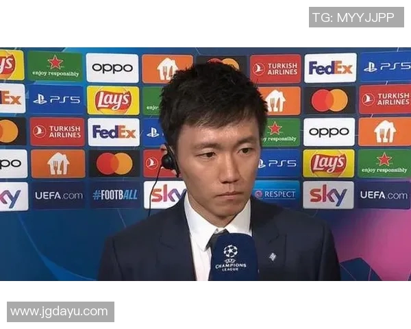 张康阳加盟他队引发热议，球迷心存不舍，情感难舍难分