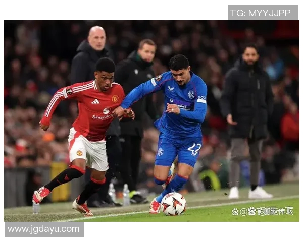 欧联杯精彩对决里昂主场迎战埃弗顿力争胜利